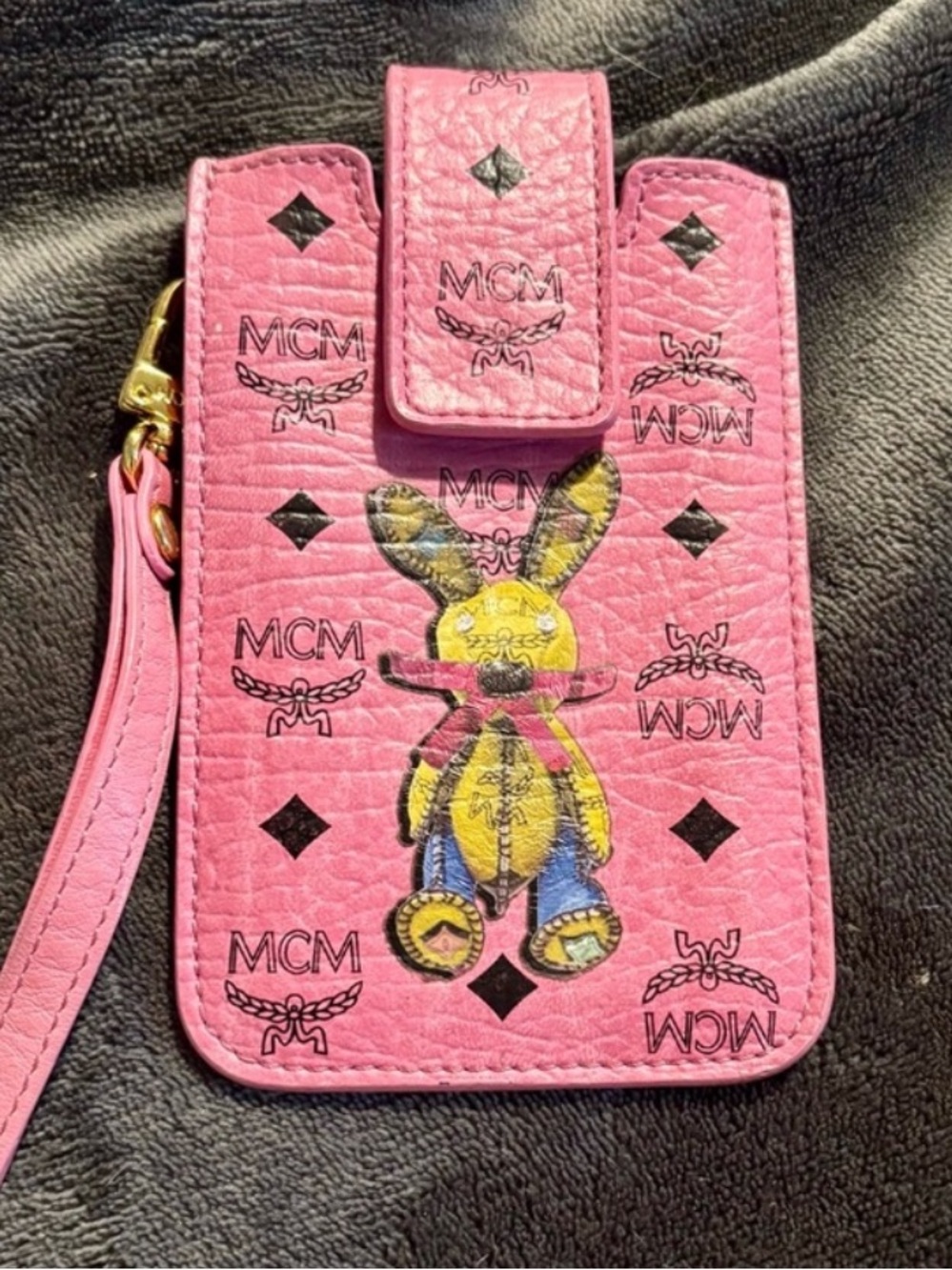 RARE MCM Pink Visetos Wristlet/Open Pouch with Rabbit Print - NICE CONDITION